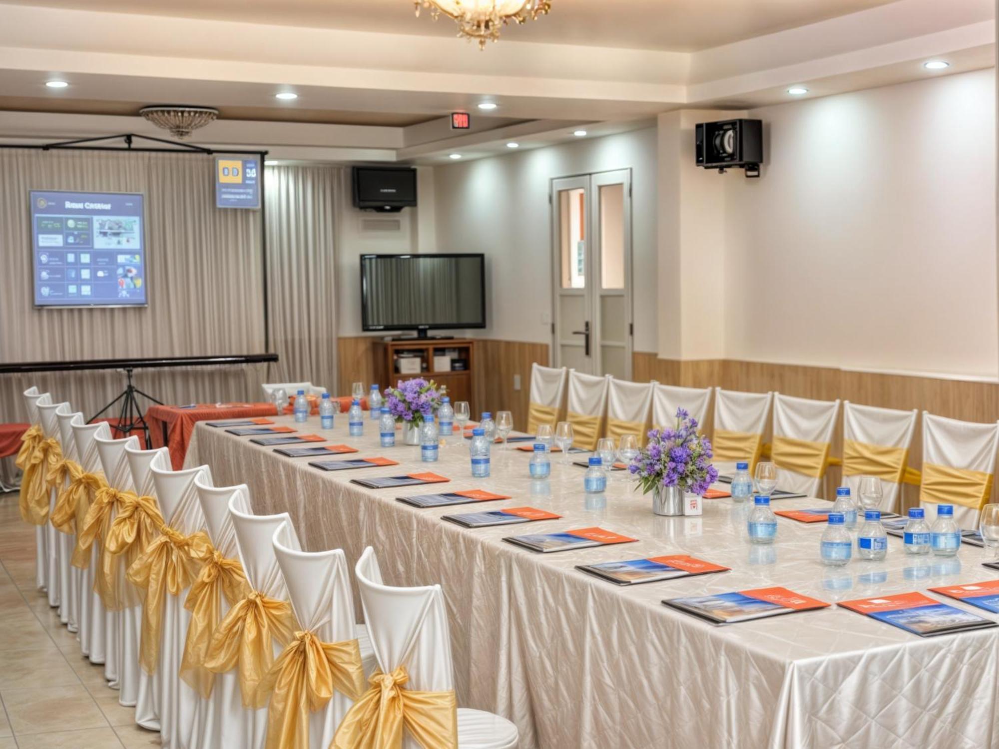 Cct Luxury Hotel Nha Trang Eksteriør billede
